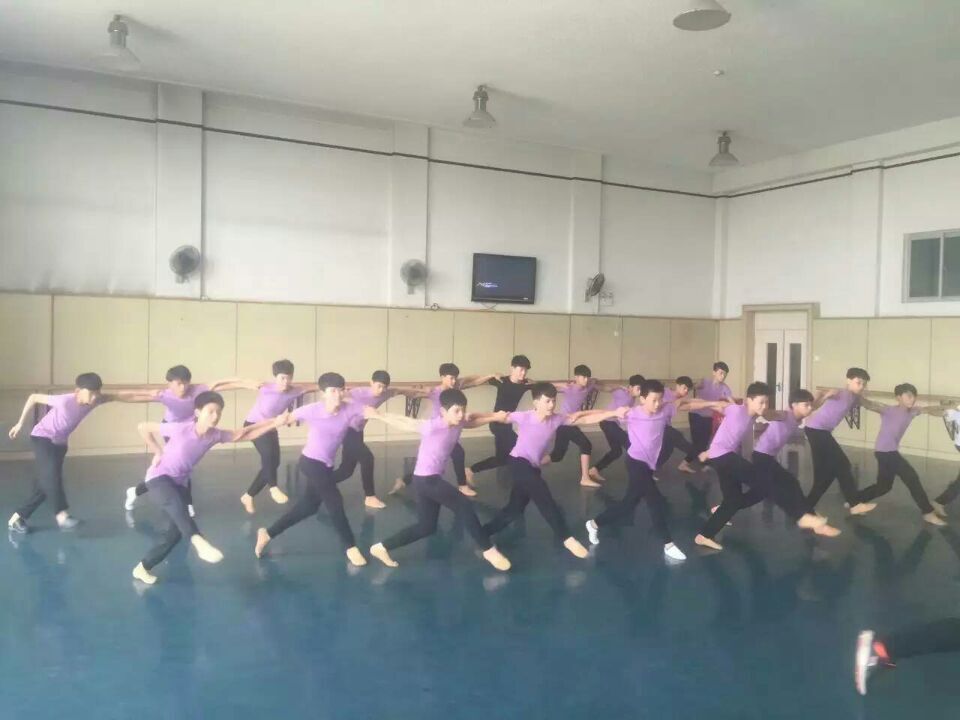舞蹈地膠--重慶市文化宮成功案例